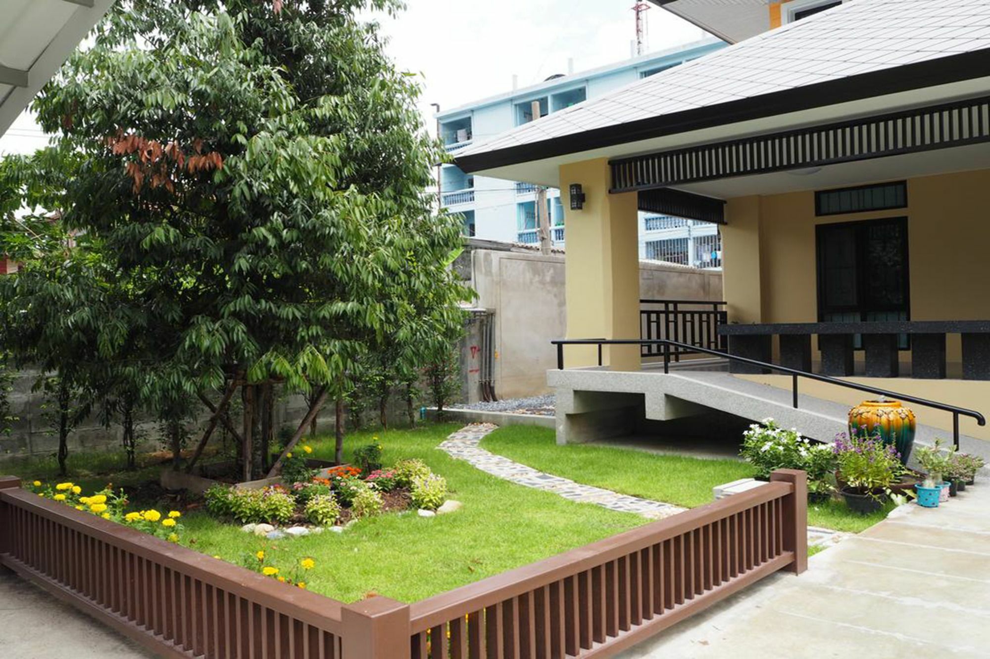 Sukhumvit 50 Garden Home Ban Khlong Nang Li 외부 사진